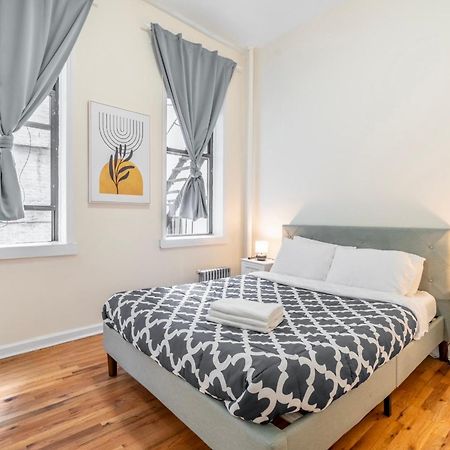 2 Bedroom Hidden Upscale Oasis Ню Йорк Екстериор снимка